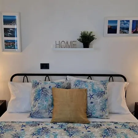 Puffy House * Cenova